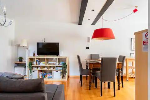 Apartamento Terratetto In Centro + Parcheggio Údine Exterior foto